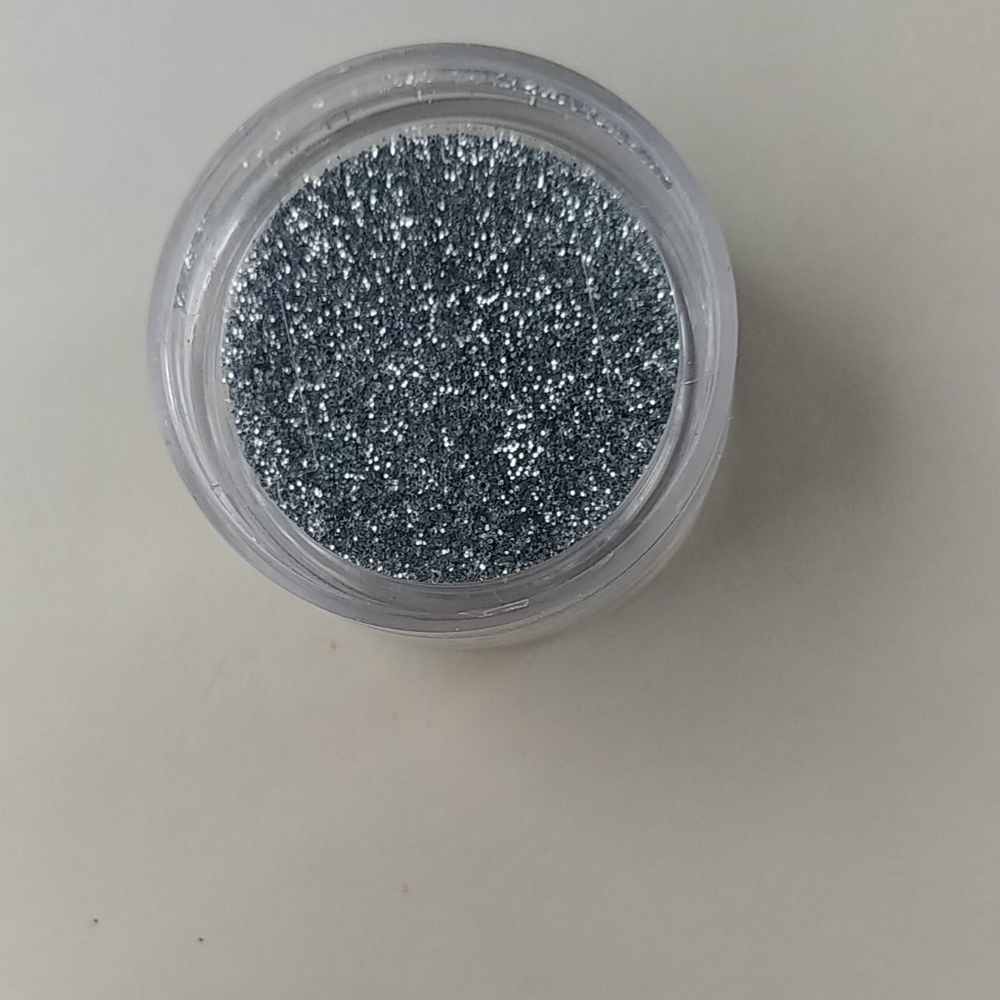 Silver glitter powder for nails